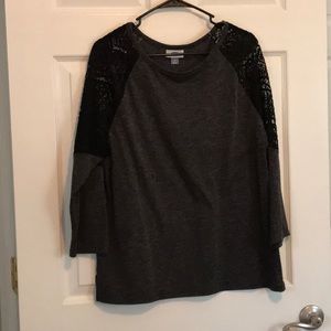 Old Navy Raglan Tee with Lace Sleeves